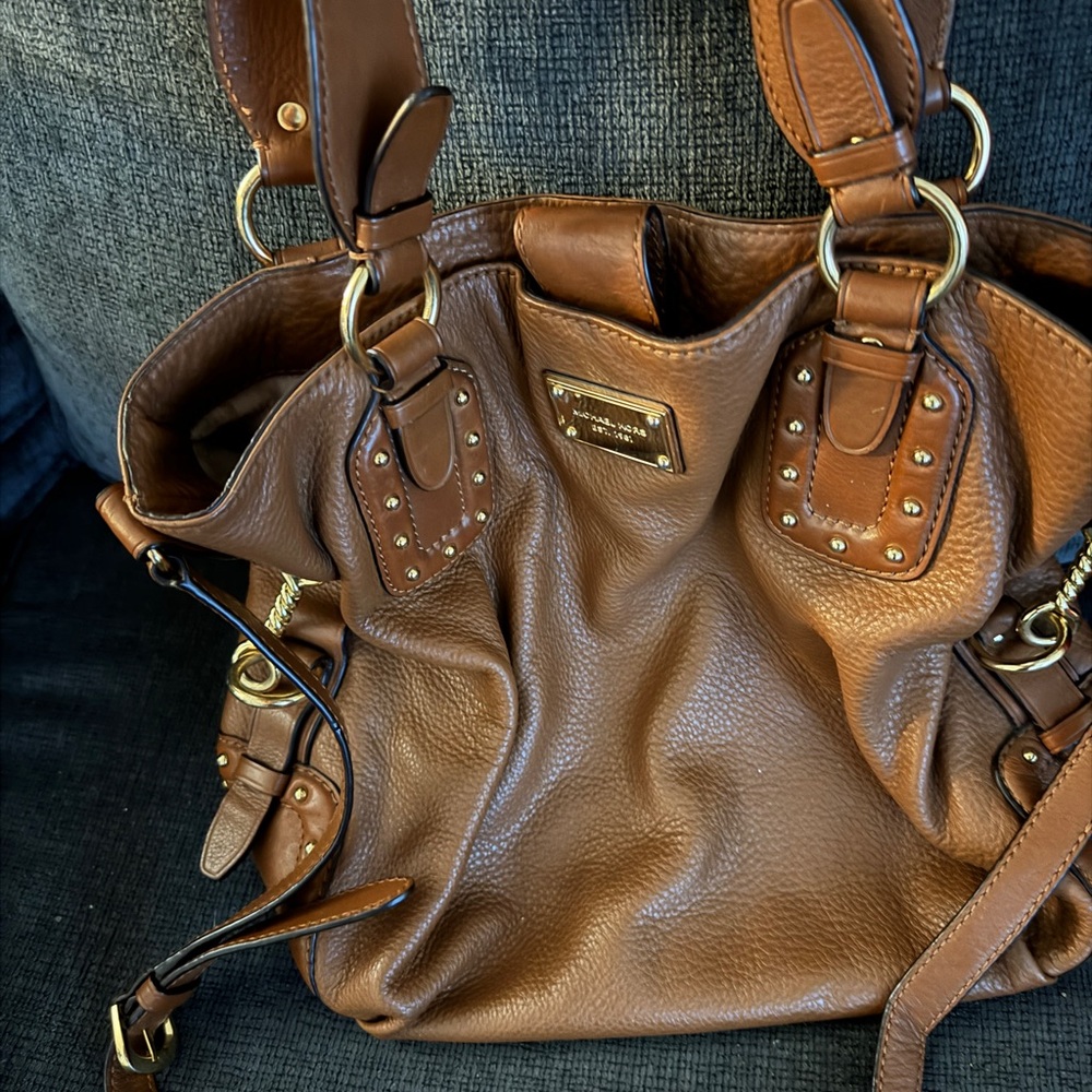 Michael Kors brown bag